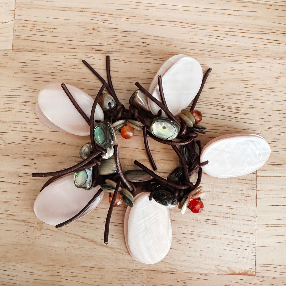 Boho Abalone Shell Stretch Bracelet Leather Cord Fringe Mother of Pearl